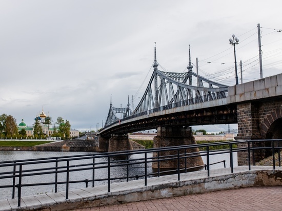 В Твери отремонтируют два моста через Волгу