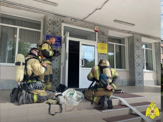 В Зеленоградске в «Нашем доме», где живут дети, оставшиеся без попечения родителей, прошла противопожарная тренировка