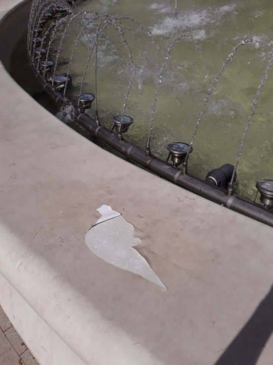В воронежском парке "Орленок" после недавней реконструкции обнаружили сколы на фонтане