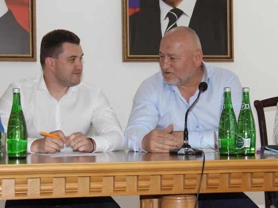 Депутат Госдумы Артем Бичаев посетил Унцукульский район Дагестана