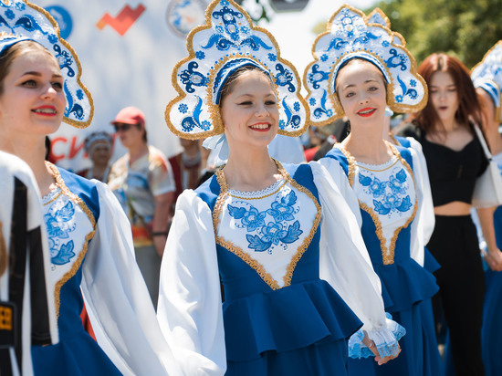 День России отпраздновали в Хабаровске на фестивале «Карагод 2022»