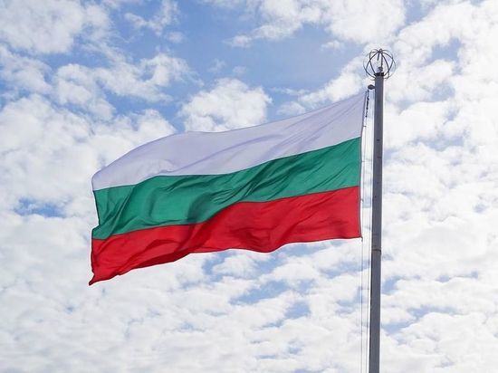 В Болгарии главы МИД и Минэнерго подали в отставку