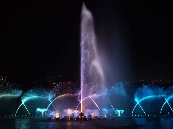 Радий Хабиров опубликовал новое видео с фонтаном на Кашкадане