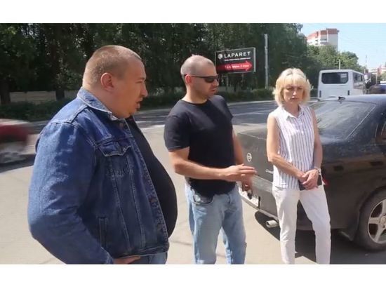 В Смоленске ежедневно мониторят качество уборки дорог и тротуаров