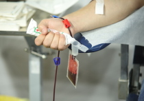 Всемирный день донора крови отмечается 14 июня. «Фонд доноров» пригласил петербуржцев отметить этот день сдачей крови, об этом написали в официальной группе фонда «ВКонтакте».