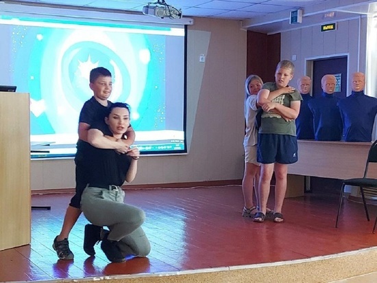 Белгородских школьников учат оказывать первую доврачебную помощь