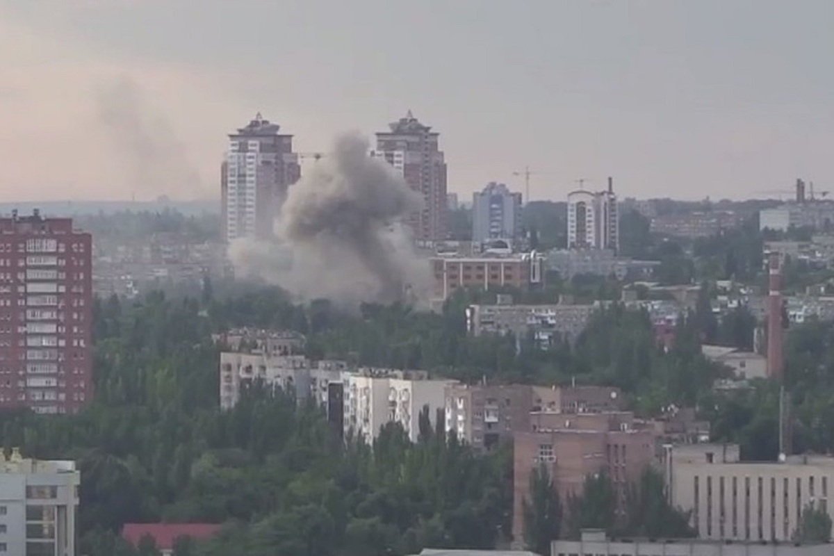 Это ад: опубликовано панорамное видео обстрелов Донецка - МК