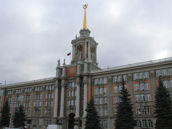 Екатеринбургские депутаты начали знакомство с отчетом Алексея Орлова