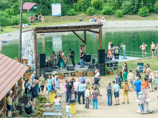 Известный сервис включил алтайский фестиваль «Ах! Фест» в топ-20 летних путешествий для гурманов