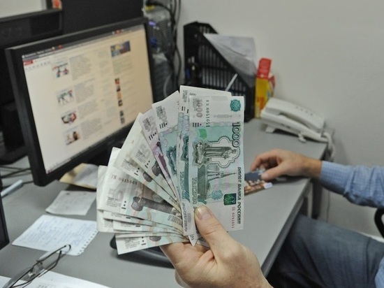 Волгоградец лишился более 40 тысяч рублей в надежде на интим-услуги