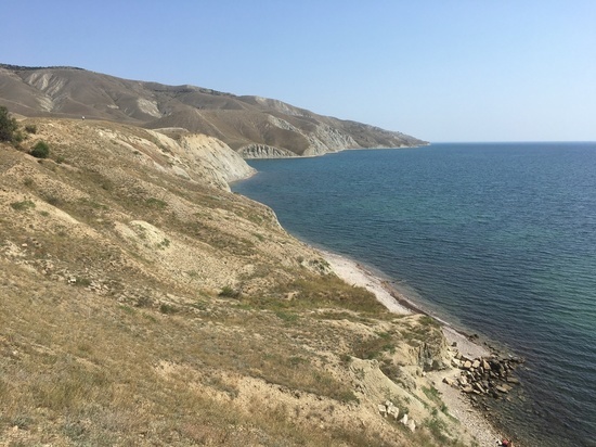 Основной поток туристов ожидают в Крыму в июле