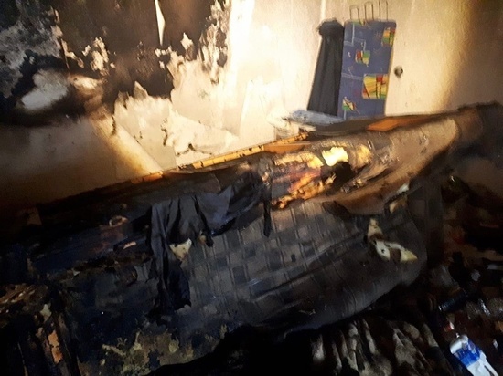 Пожарные спасли северянина из огня, охватившего квартиру в Заполярном