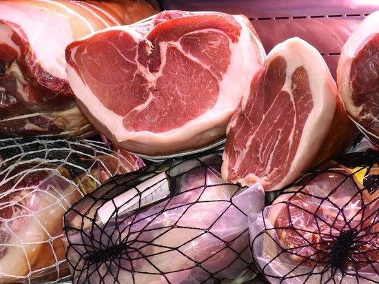 Судимый забайкалец украл из магазина 20 кг мяса через открытое окно