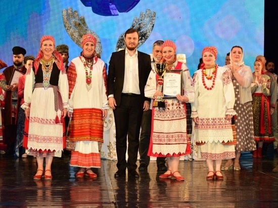 Брянский народный ансамбль победил в конкурсе в городе Грозном