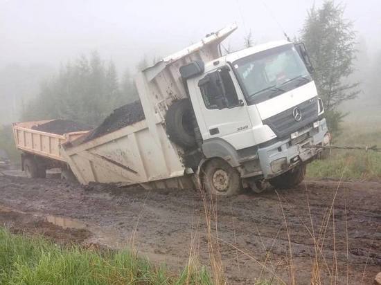 Дороги в Шелопугинском районе размыло из-за дождя