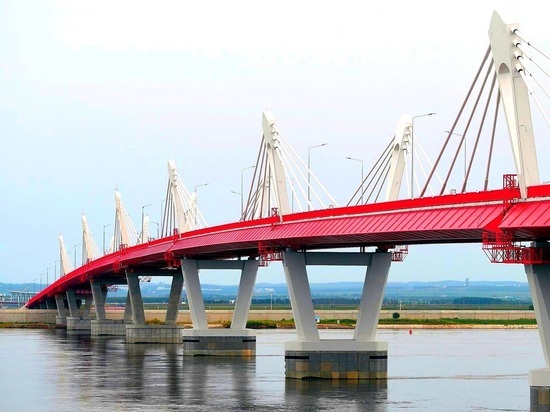 Уральская Сталь поставила прокат для моста через Амур