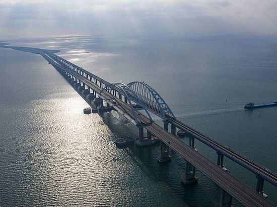 Депутат Госдумы Шеремет назвал самоубийством угрозу Украины ударить по Крымскому мосту