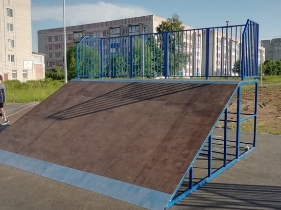 В Козьмодемьянске оборудуют спортплощадку для скейтбордистов и волейболистов