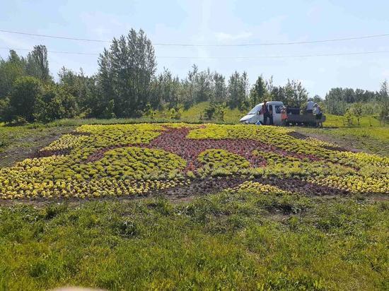 В Нижнем Новгороде появится олень из 15 тысяч цветов