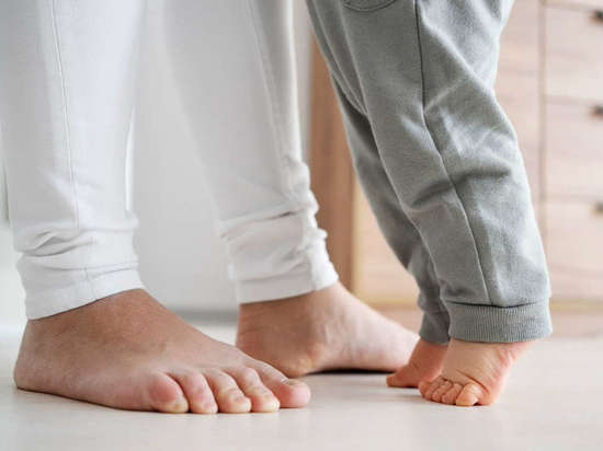 Ортопед рассказал, как отучить ребёнка ходить на носочках