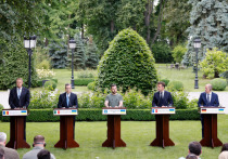 Премьер Италии Драги, канцлер Германии Шольц и президент Франции Макрон встретились с Зеленским на Украине