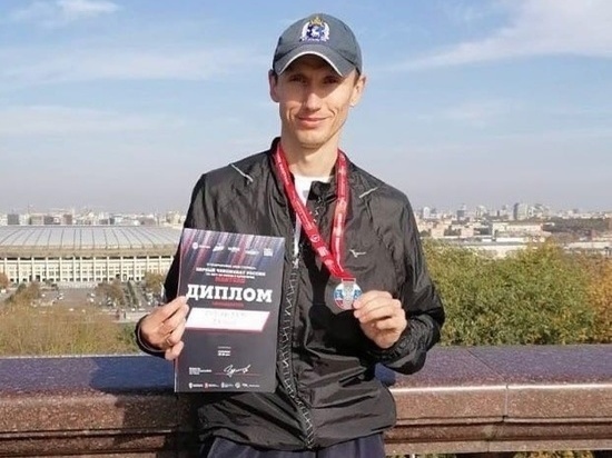 Спортсмен из ЯНАО снова взял золото на чемпионате Урала по горному бегу