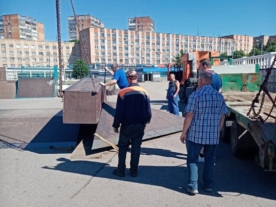 Жителей Калуги взволновал демонтаж скейт-парка у «шарика»