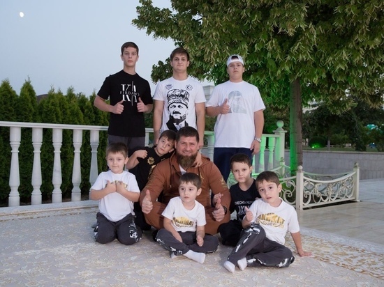 Кадыров призвал родителей активнее обучать детей чеченскому