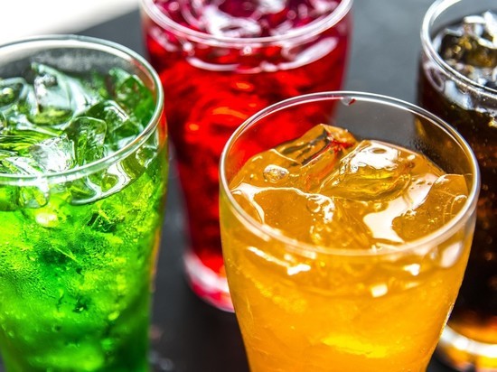 Кока-Колу и Фанту в России заменят на Funky Monkey Cola и Orange