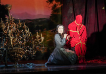 На Камерной сцене Большого театра (бывший театр Бориса Покровского на Никольской улице) представили премьеру оперы Гаэтано Доницетти «Линда ди Шамуни»