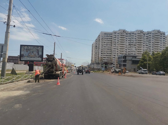 Самую туристическую улицу ремонтируют в Новороссийске