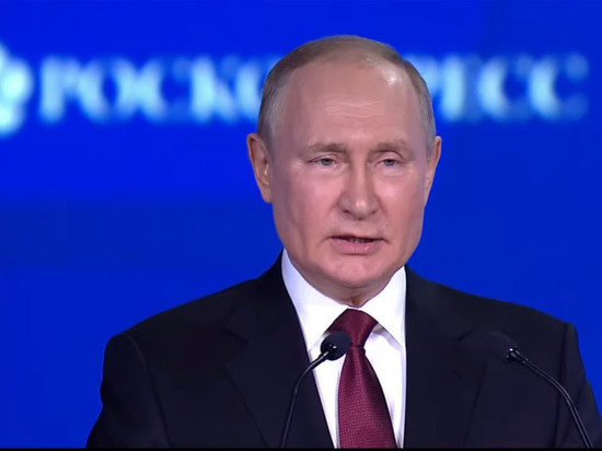 Путин призвал запустить программу модернизации ЖКХ