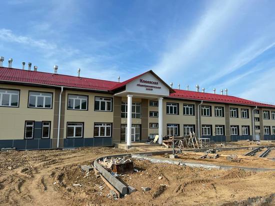 В Бурятии проверили строительство школы в Клюевке
