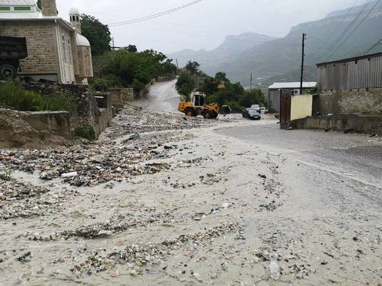 Ливни в горах Дагестана спровоцировали селевые потоки и камнепады