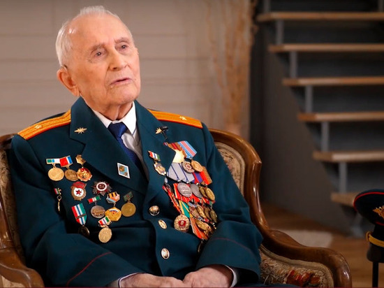 В Новосибирске на 100 году жизни умер ветеран Петр Горьковский