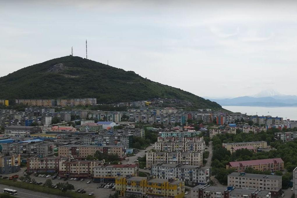 Какая сегодня в петропавловске камчатском. Петропавловск-Камчатский население 2023. Петропавловск-Камчатский 2022. Землетрясение Петропавловск Камчатский. Петропавловск-Камчатский сейчас.