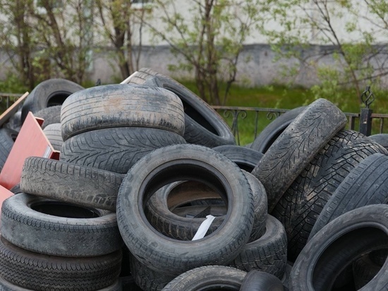 Жители Нового Уренгоя могут бесплатно сдать старые шины