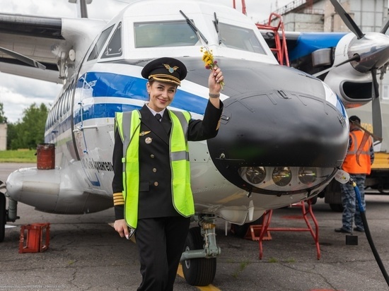 17 июня девушка впервые совершила первый полёт в качестве командира судна L-410 из Архангельска в Мезень