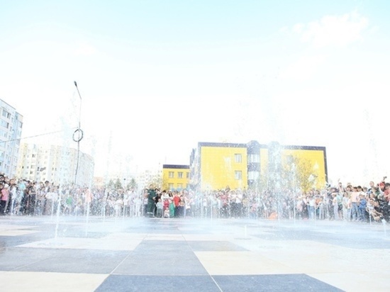 Новый пешеходный фонтан в Надыме отключили