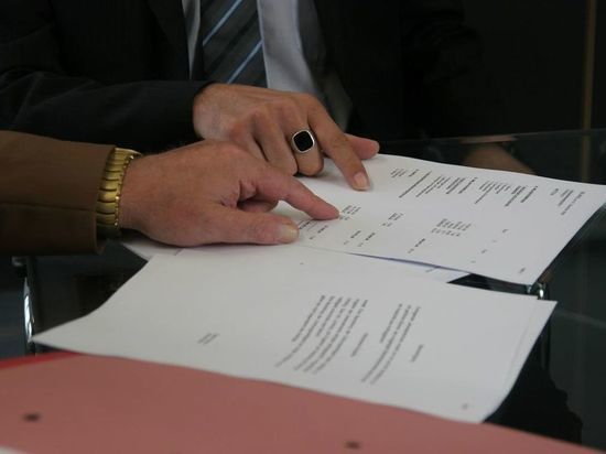 Участники ПМЭФ-2022 подписали около 700 соглашений на 5,6 трлн рублей - оргкомитет