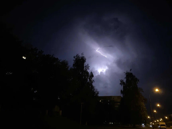 В Рязанской области выпустили метеопредупреждение из-за ветра и грозы