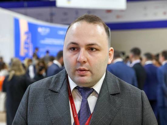 В рамках сессии «Северный морской путь: международный транспортный коридор» прошло обсуждение влияния Северного морского пути на экономику Арктической зоны России