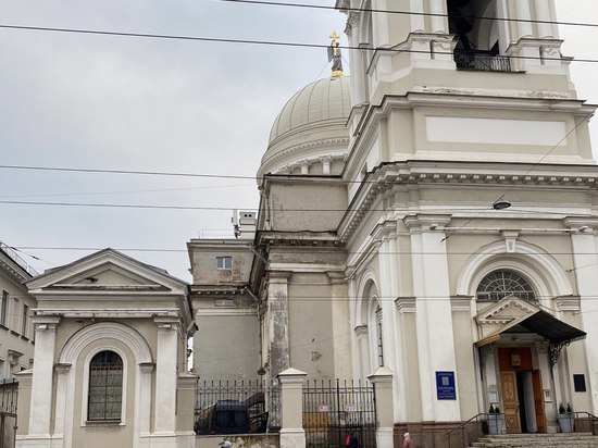 Мужчина, тело которого нашли во дворе церкви на Васильевском, работал парикмахером