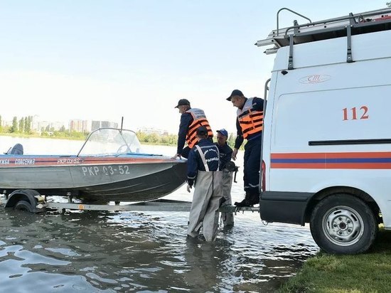 Спасатели запретили купаться в водоемах Краснодара из-за состояния воды