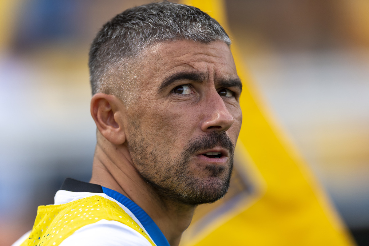 Александар Коларов завершил карьеру игрока