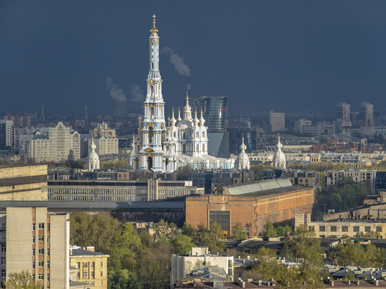 Реконструкцию колокольни Смольного собора обсудили на ПМЭФ