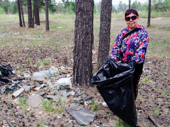 В Улан-Удэ экоактивисты собрали 106 мешков мусора ко Дню города