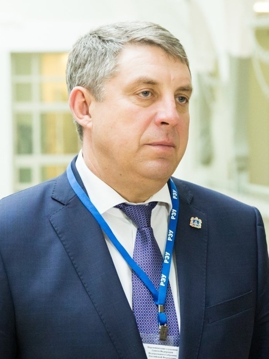 Брянский губернатор назвал негодяями и предателями Пугачеву и Галкина