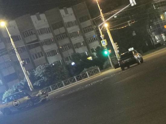 Ночью в Пензе произошло жесткое ДТП на улице Суворова