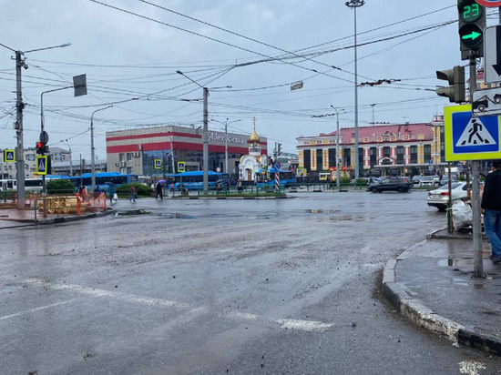 Возобновлено движение транспорта по участку проспекта Бардина